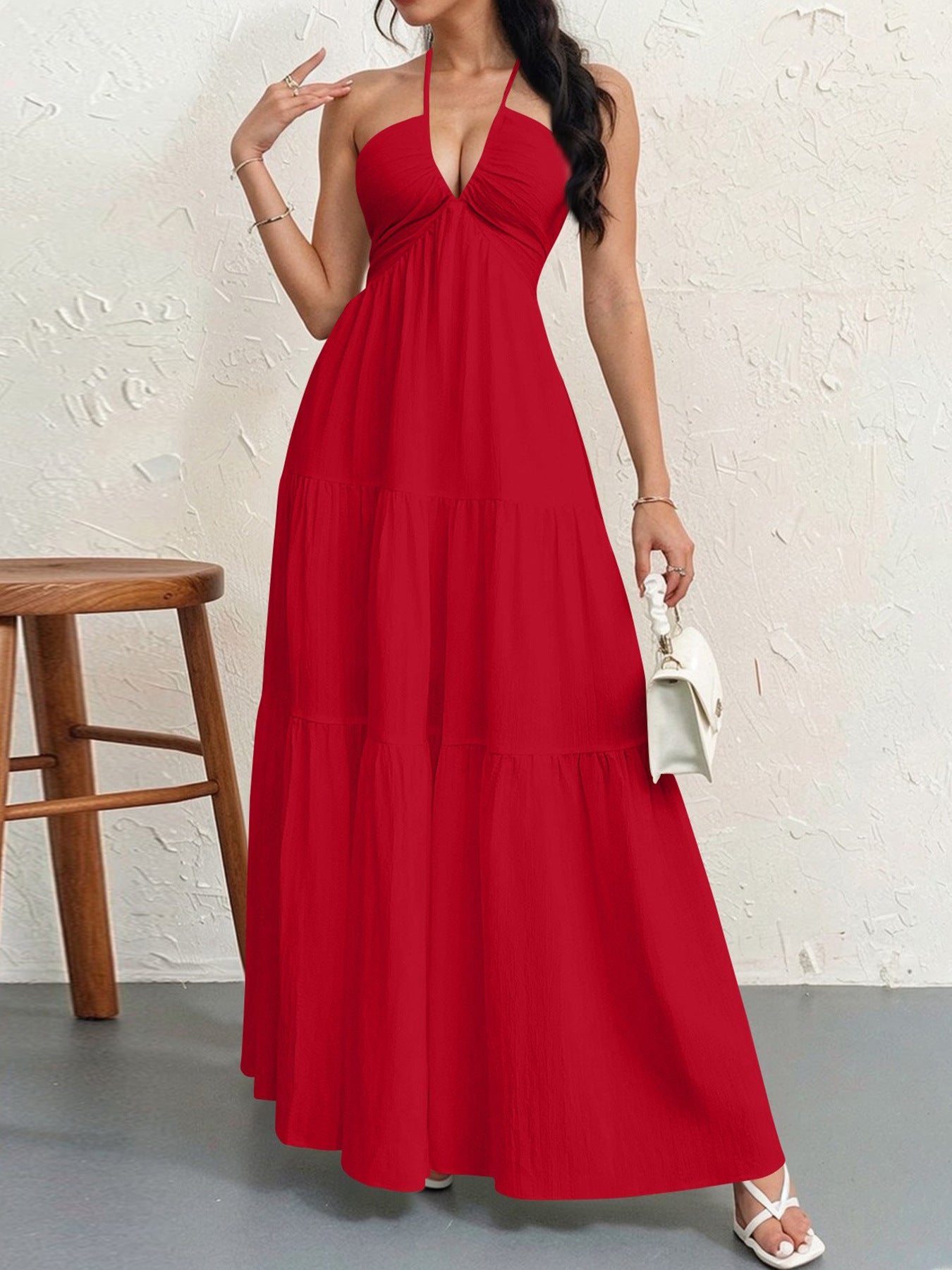 Robe dos nu col en V plissée col en V