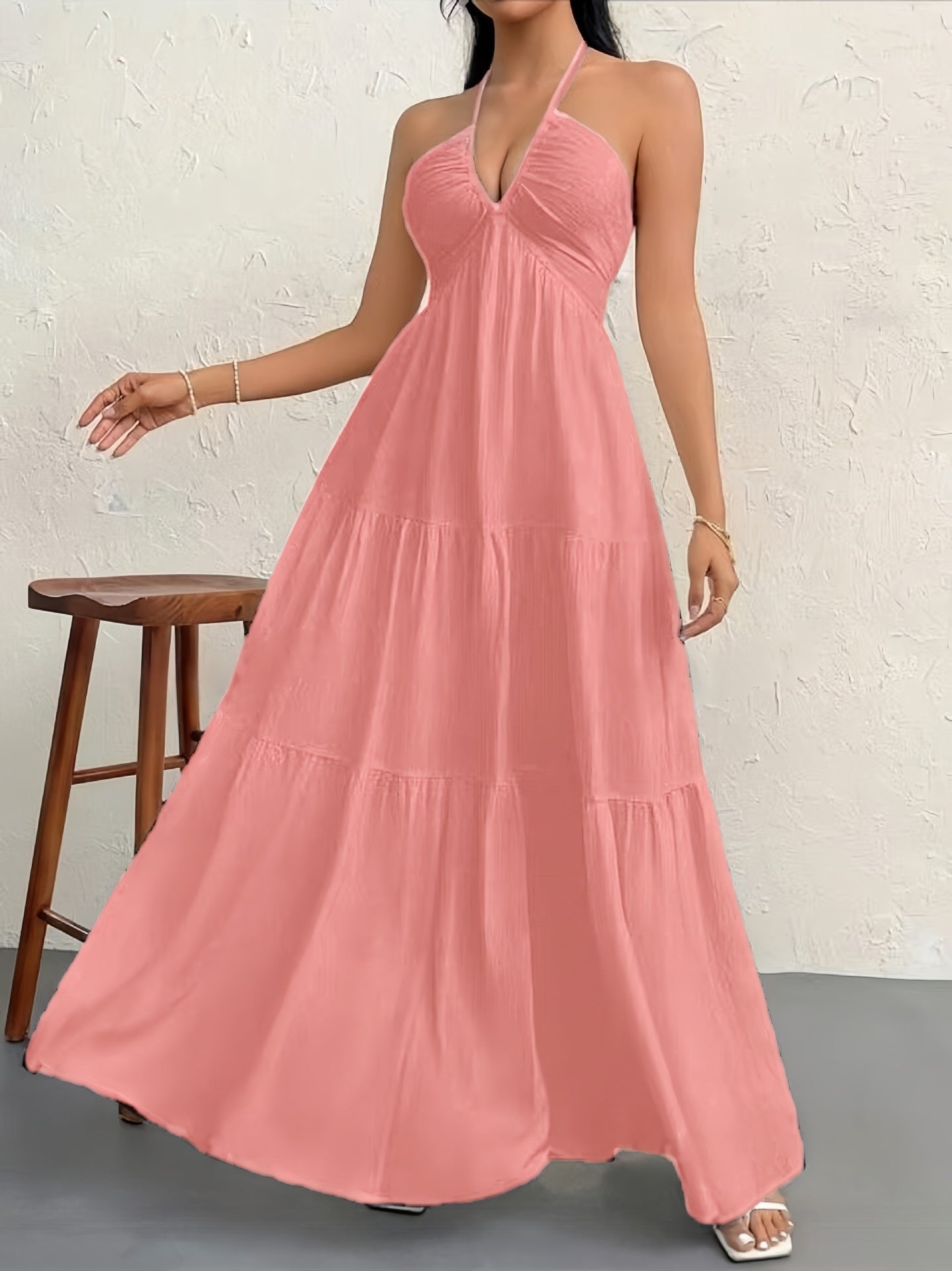 Robe dos nu col en V plissée col en V