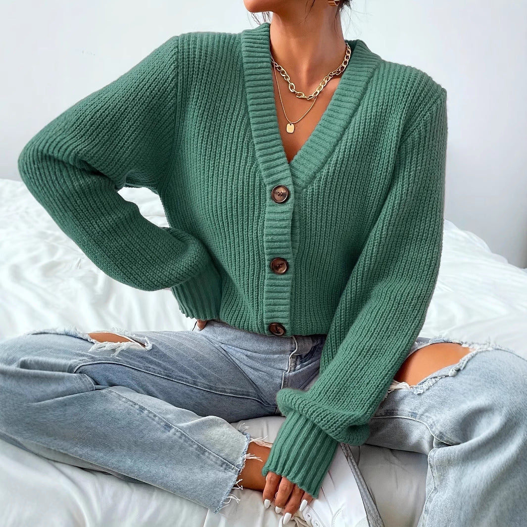 Autumn/Winter Knitted Cardigan: A Versatile Outerwear Piece