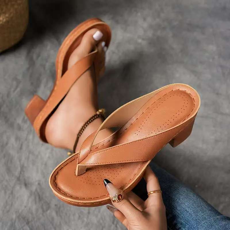 Fashionable Thong Summer Shoes Solid Color Square Heel Wedges Sandals for Women